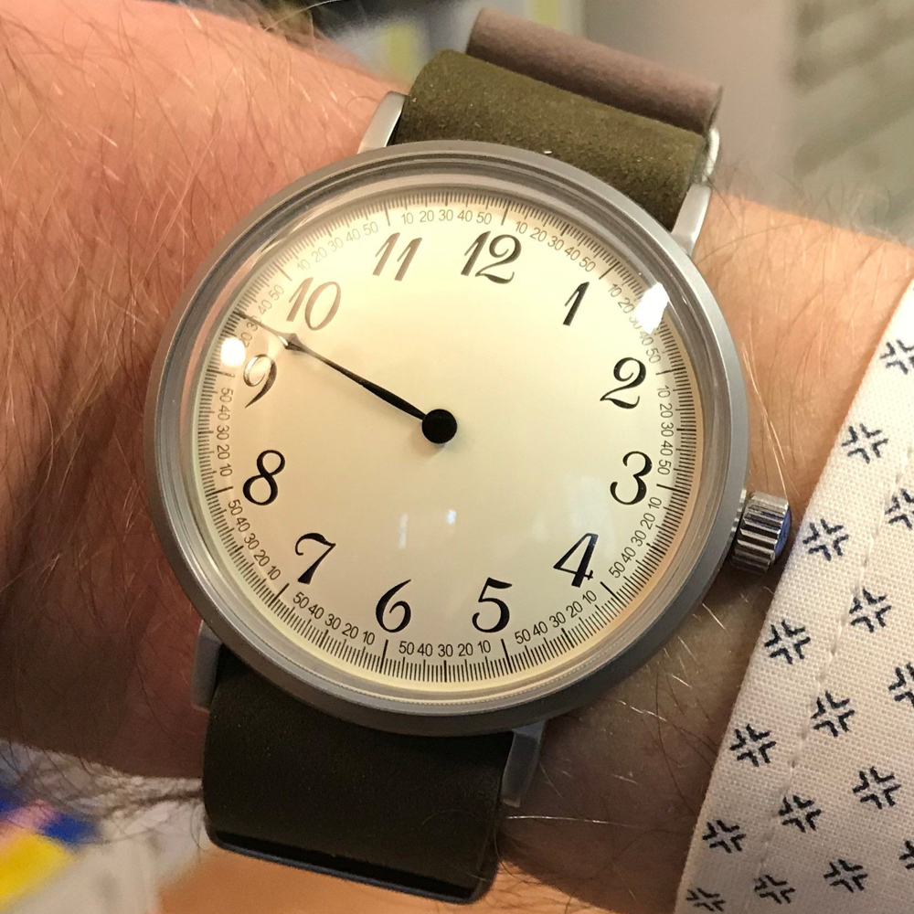 Red Star Limited 40mm Russian  - Tide Watch Surf recension och pris